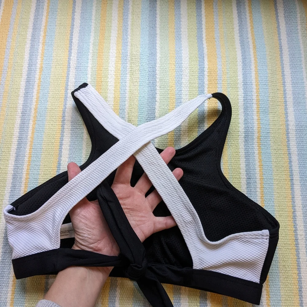 GAP fit black